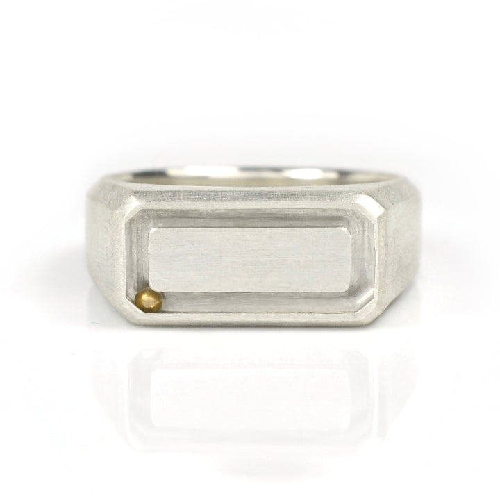 Large Squared Orbit Signet
