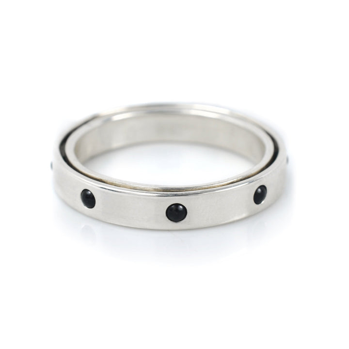Gem Bearing Spinner Ring