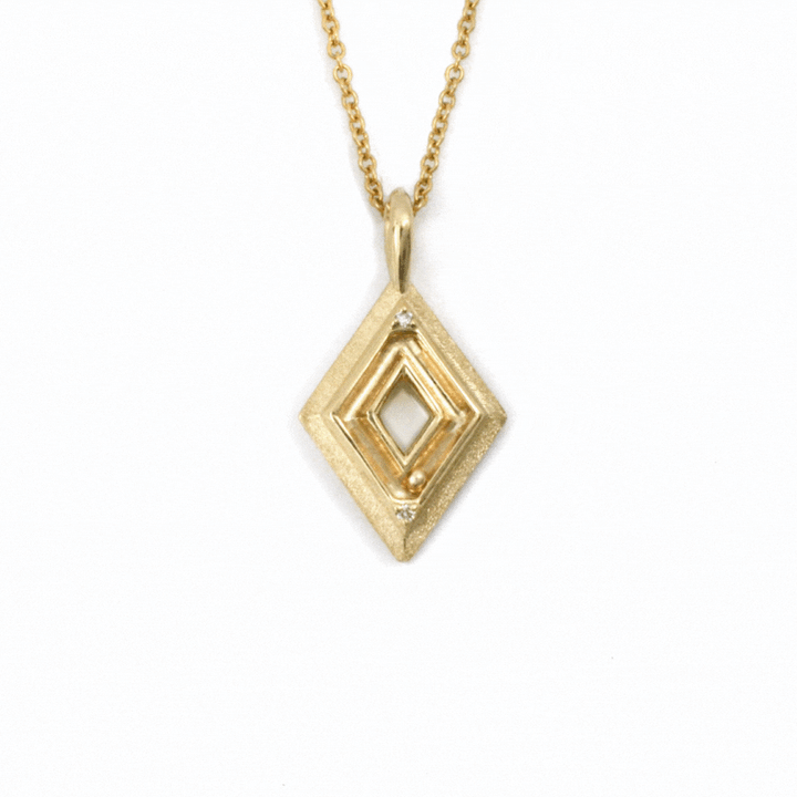 Rhombus Orbit Kinetic Charm