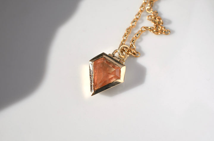 Oregon Sunstone Necklace with Kinetic Hinge