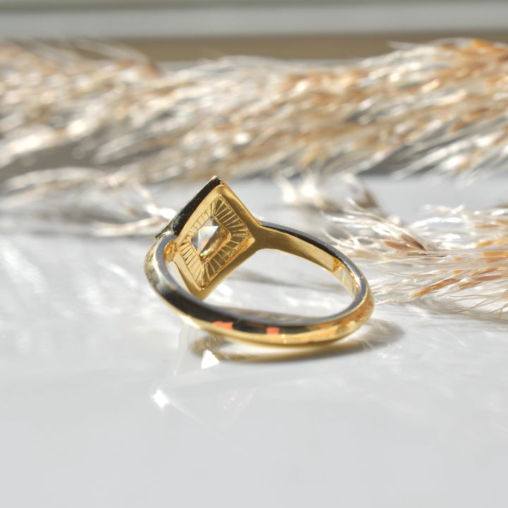 Champagne Kite Diamond Ring