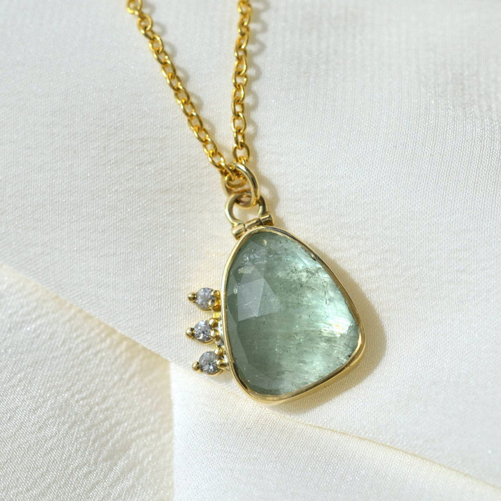 Green Beryl Halo Necklace with Kinetic Hinge