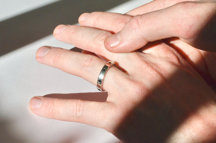 Gem Bearing Spinner Ring
