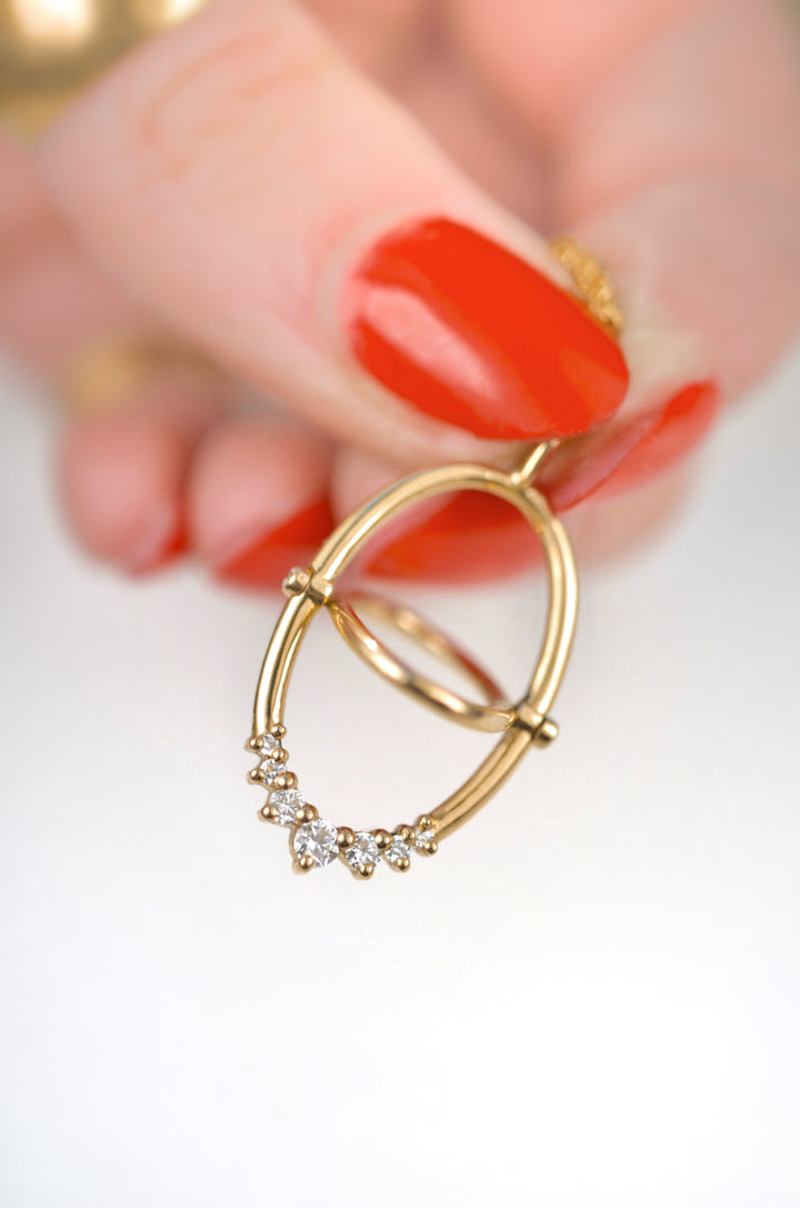 Oval Diamond Spinner Necklace