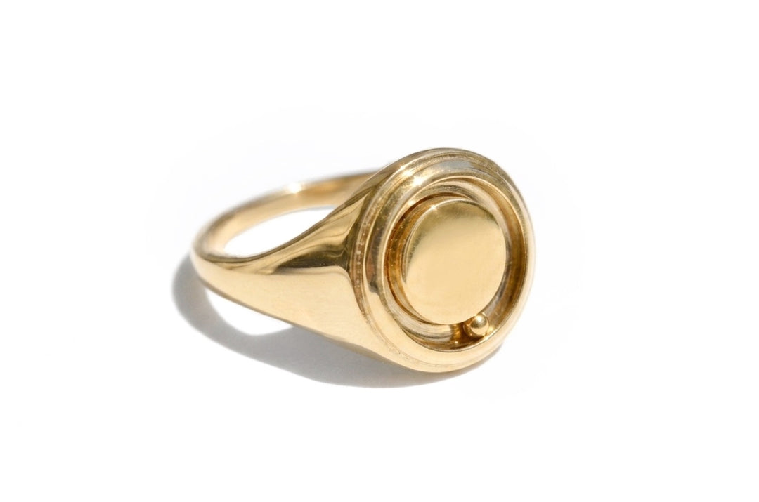The Orbit Signet