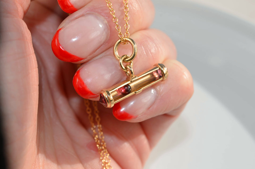 Pipeline T-Bar Pendant - Gold