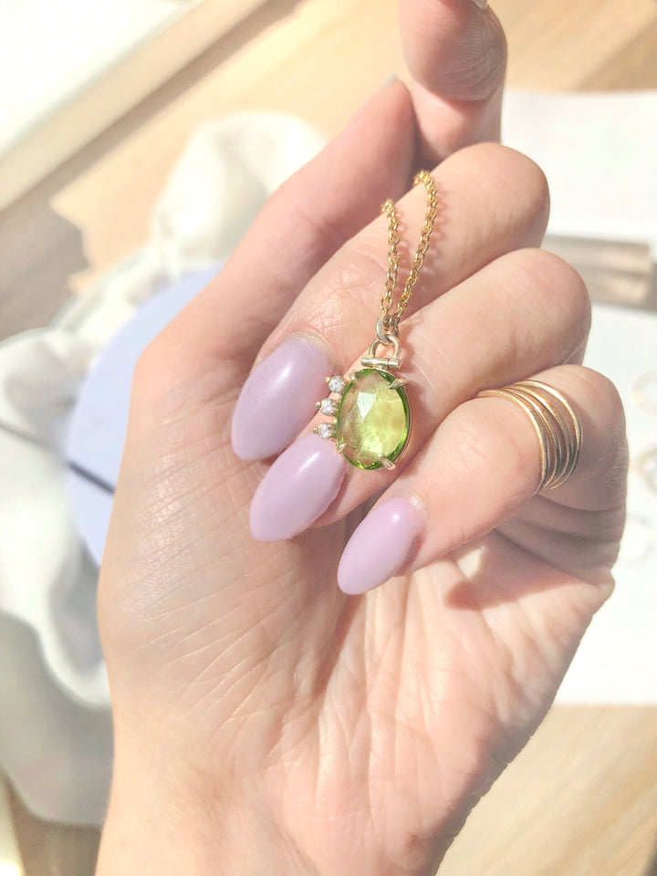 Peridot Rose Cut Necklace with Kinetic Hinge